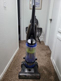 Bissell vacuum cleaner