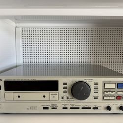 Panasonic SV-3800 Master DAT Recorder 