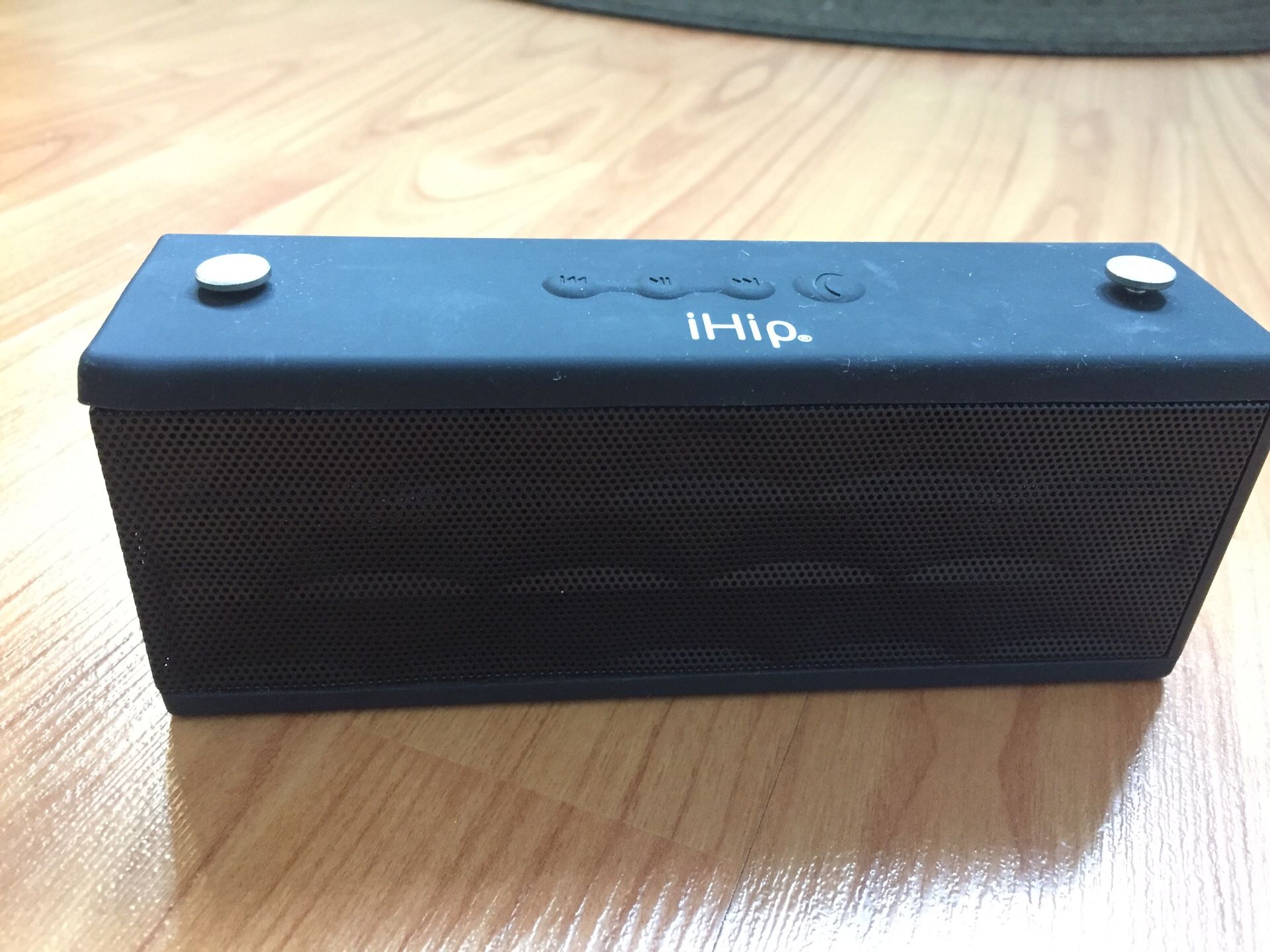 IHip Bluetooth speaker