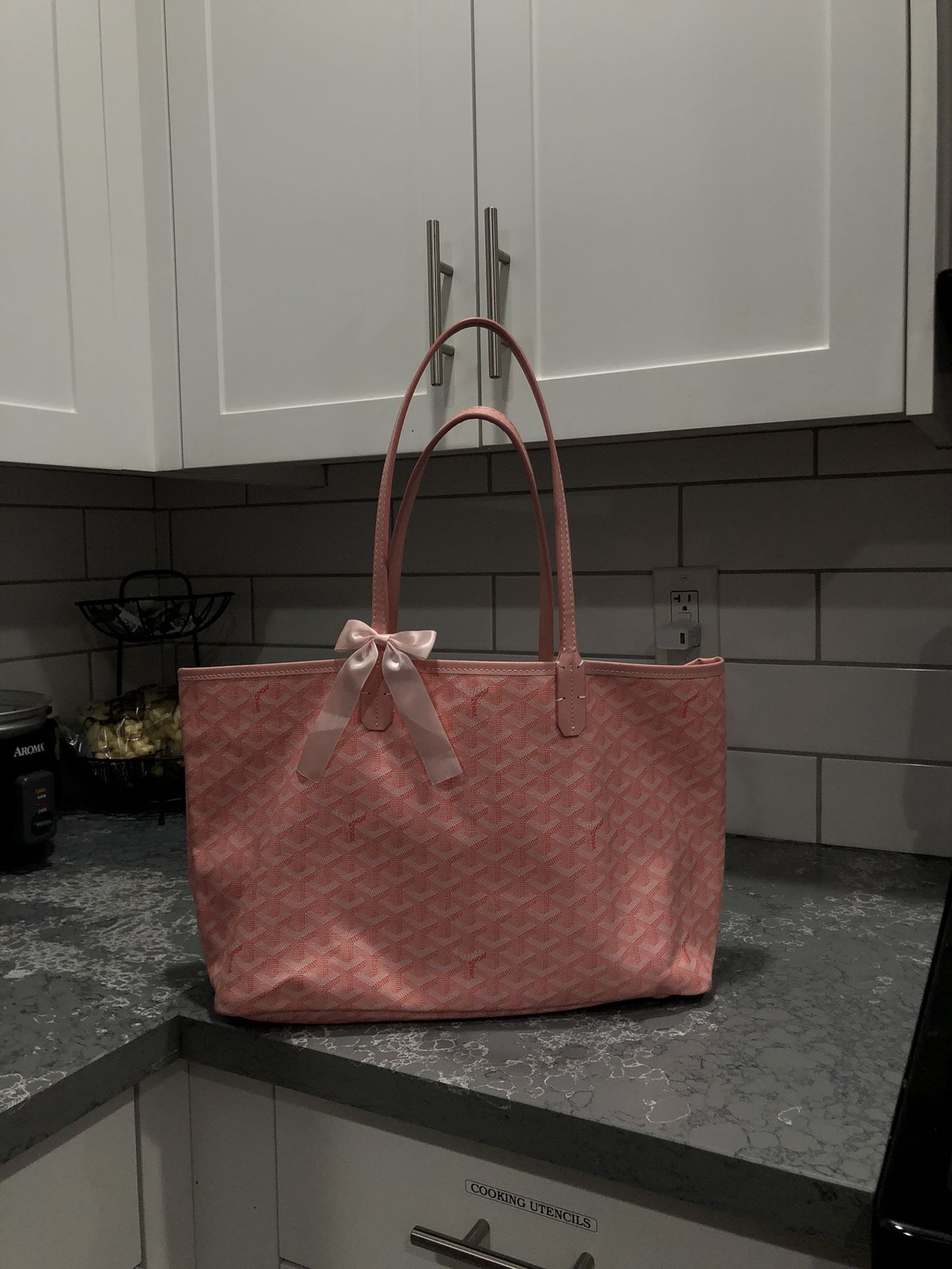 Used Light Pink Goyard Tote