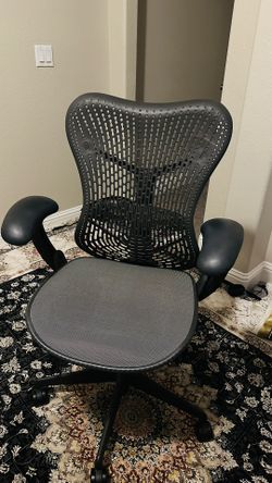 Herman Miller Chair with Adjustable Arms and Tilt Limiter