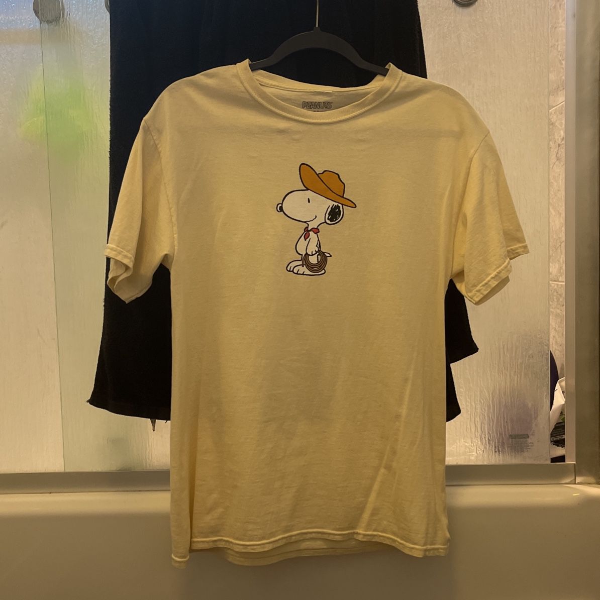 Snoopy shirt 