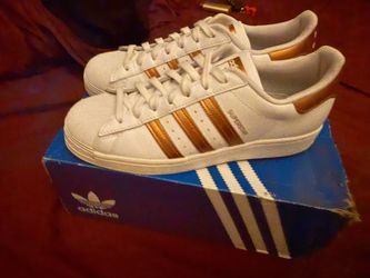Adidas Superstars - Gold
