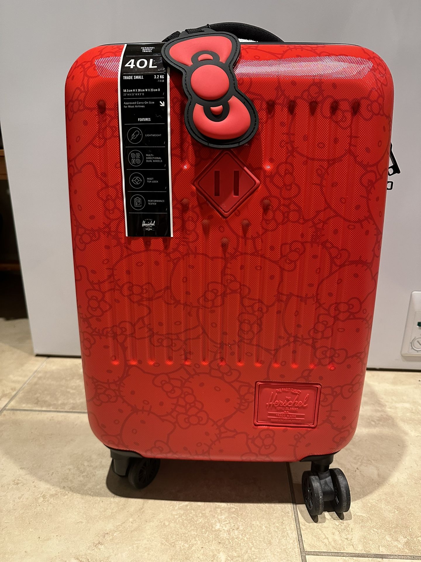 Hello Kitty 40L Hard Shell Luggage Limited Edition for Sale in Irvine CA OfferUp