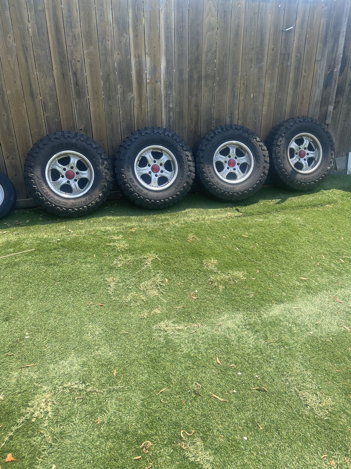 Tires For 2001 Toyota Tacoma - 6 Lugs