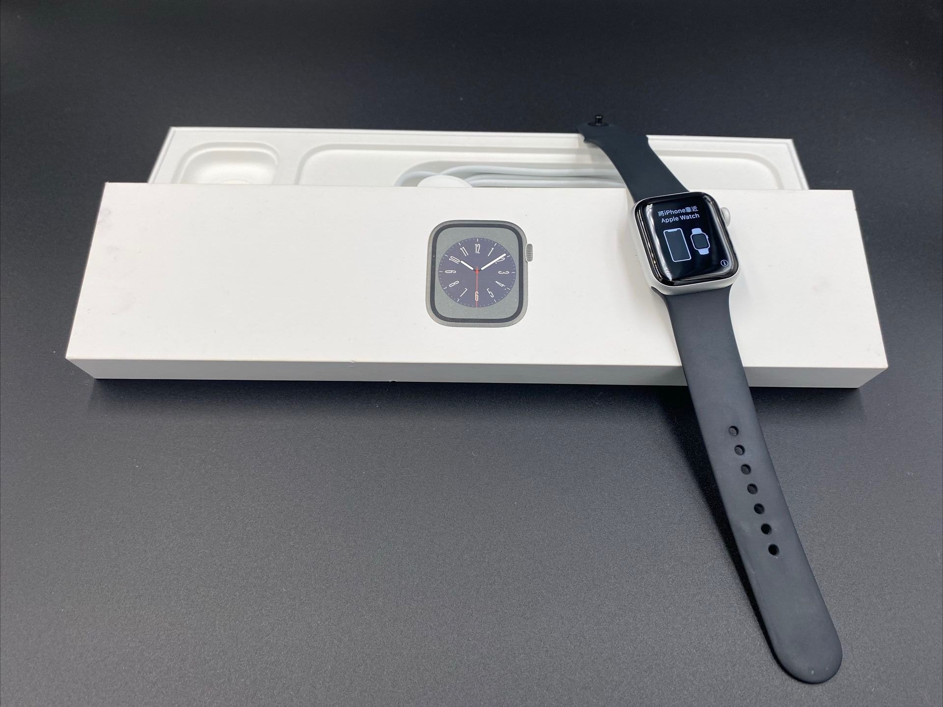 Apple Watch SE 2nd Gen 40mm GPS + Cellular  2022 Model A2353
