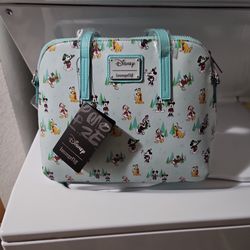 CHRISTMAS MICKEY LOUNGEFLY