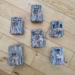 Browning Trail Camera Bundle