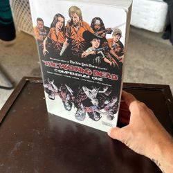 Walking Dead Compendium 1
