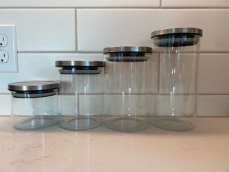 Set of 4 Glass canisters