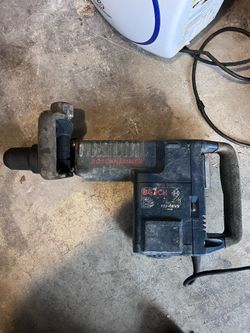 BOSCH DEMOLITION HAMMER