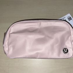NWT Lululemon Everywhere Belt Bag 1L Wordmark - Pink Mist *Limited Edition Color*