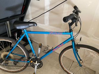 2 Specialized Hardrock Bikes