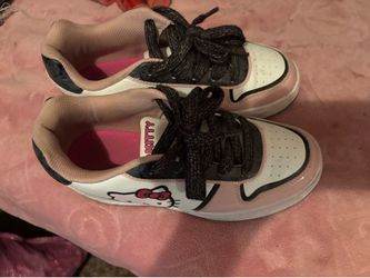 Hello kitty shoes