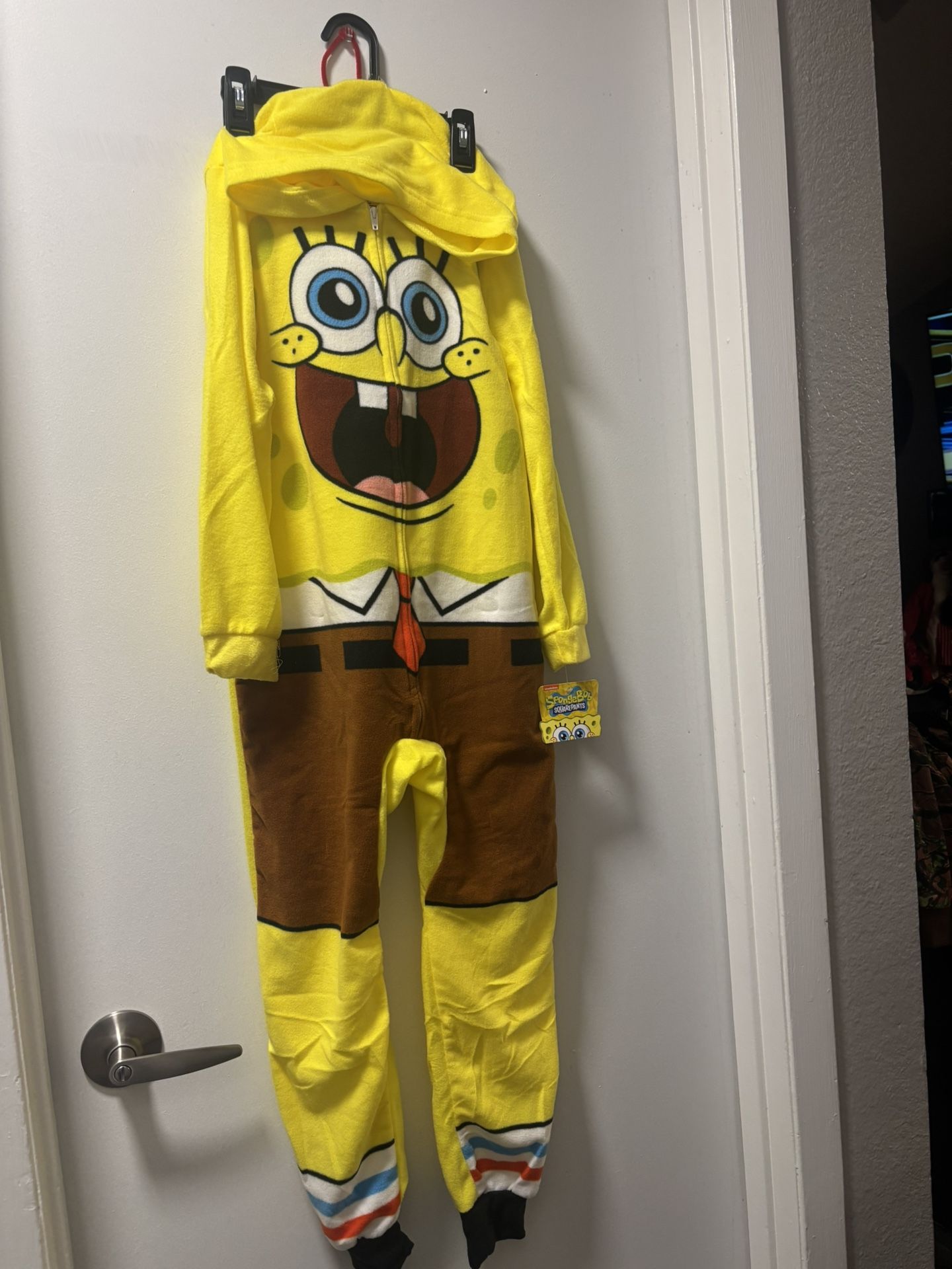 New SpongeBob SquarePants Pajama Medium (size 8)