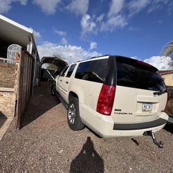 GMC.  Yukon XL 