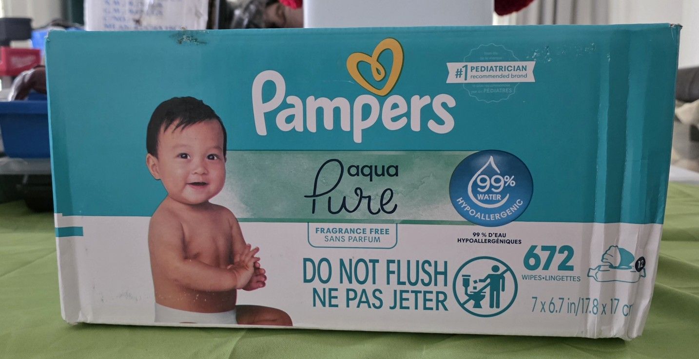 Pampers Aqua Pure Fragance Free 672 Wipes 12 Packs of 56 Wipes Each Paxk