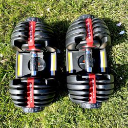 Bowflex Adjustable Dumbells 5-52.5 Lbs in brand new condition.