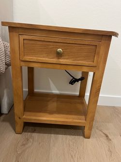 Night stand