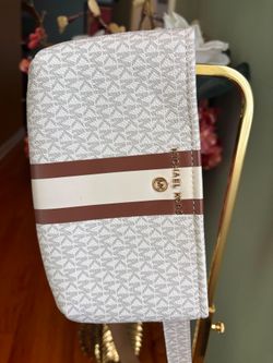 Michael Kors belt bag