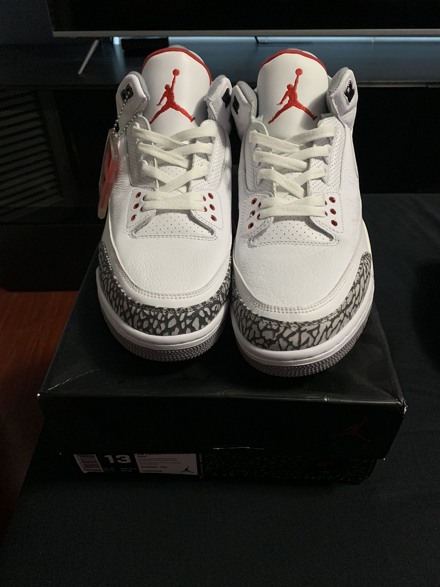 White cement 3 Size 13 Nike air