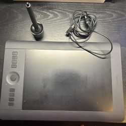 Wacom Intuos Pro Medium (PTH-651)