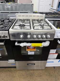 Brand new Avanti Stainless Steel 4 burner range stove 24 inches