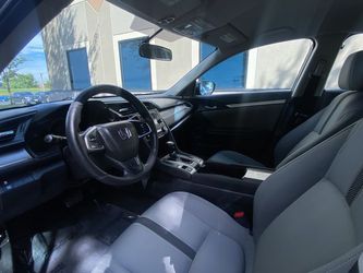 2018 Honda Civic Thumbnail