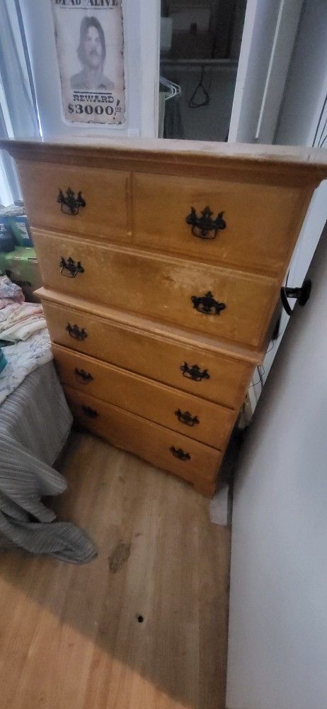 Dresser