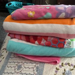 4 Beach Towels
