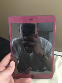 Like new iPad mini nothing wrong with it 64gb