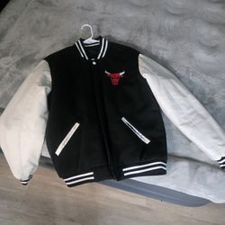 Chicago Bulls Reversible Jacket.