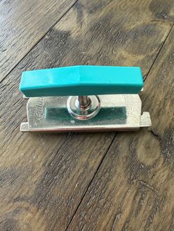 Vintage Edlund Commercial Can Opener