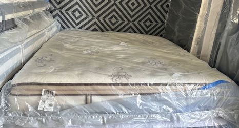 King Size Mattress (Colchón King Size)