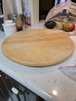 Round Turn Table