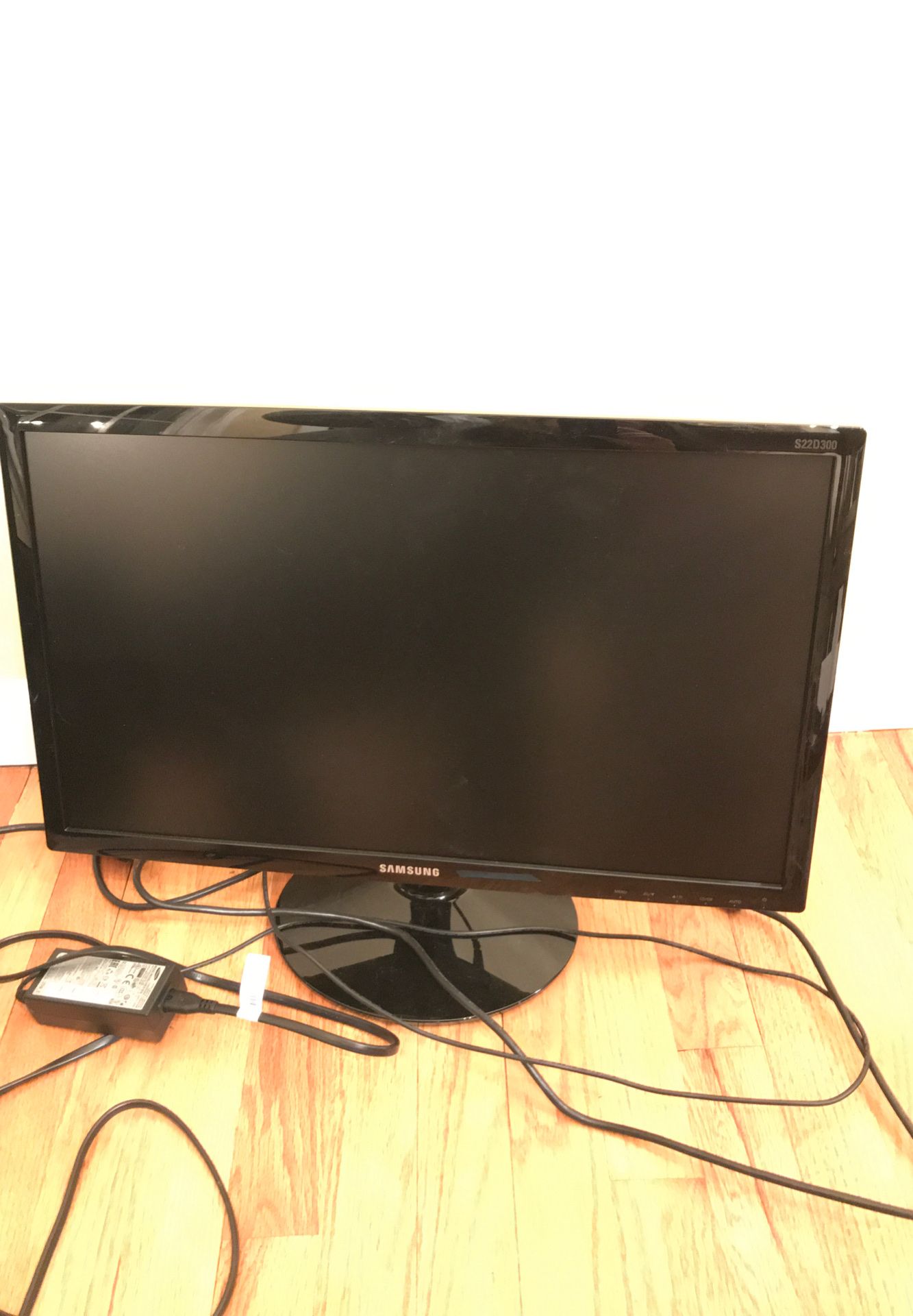 Samsung s220300 22” monitor