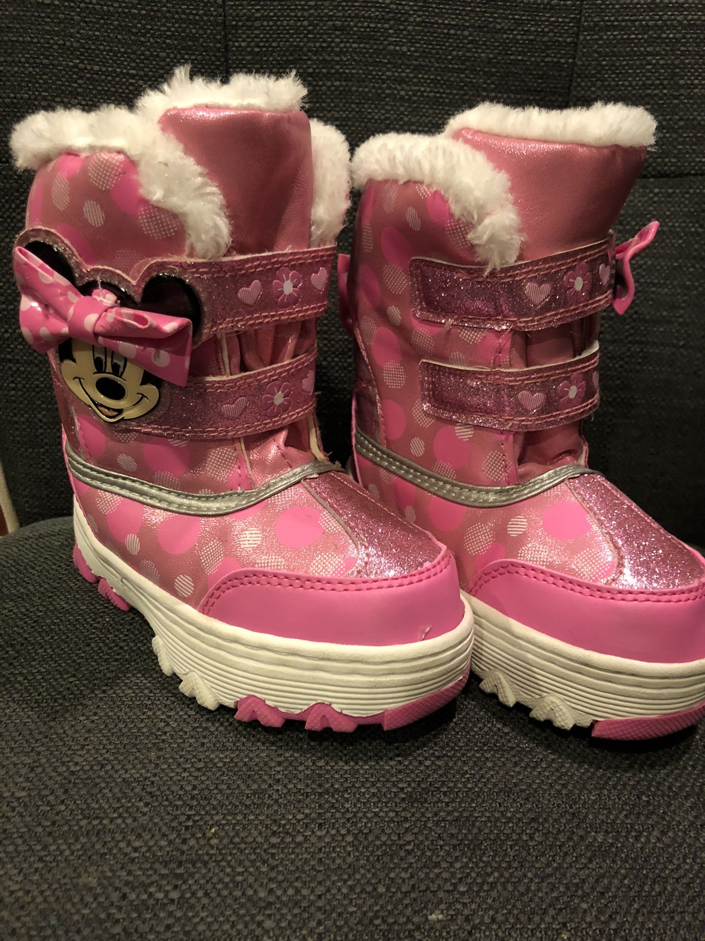 Disney Minnie Mouse Snow Boots Toddler Size 8