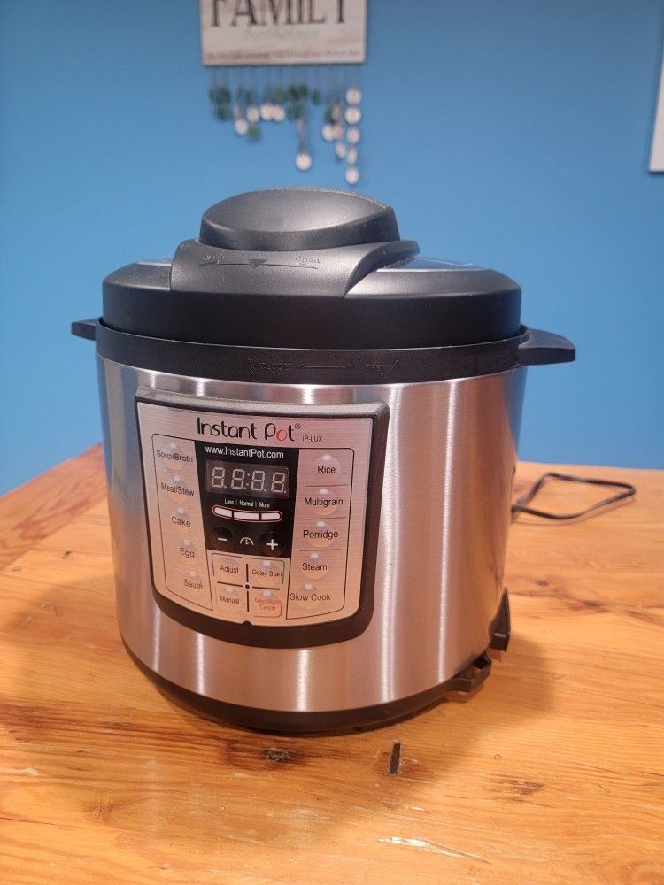 Instant Pot IPLUX for Sale in Mechanicsburg, PA OfferUp