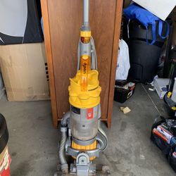 Dyson The Ball Vacuum 