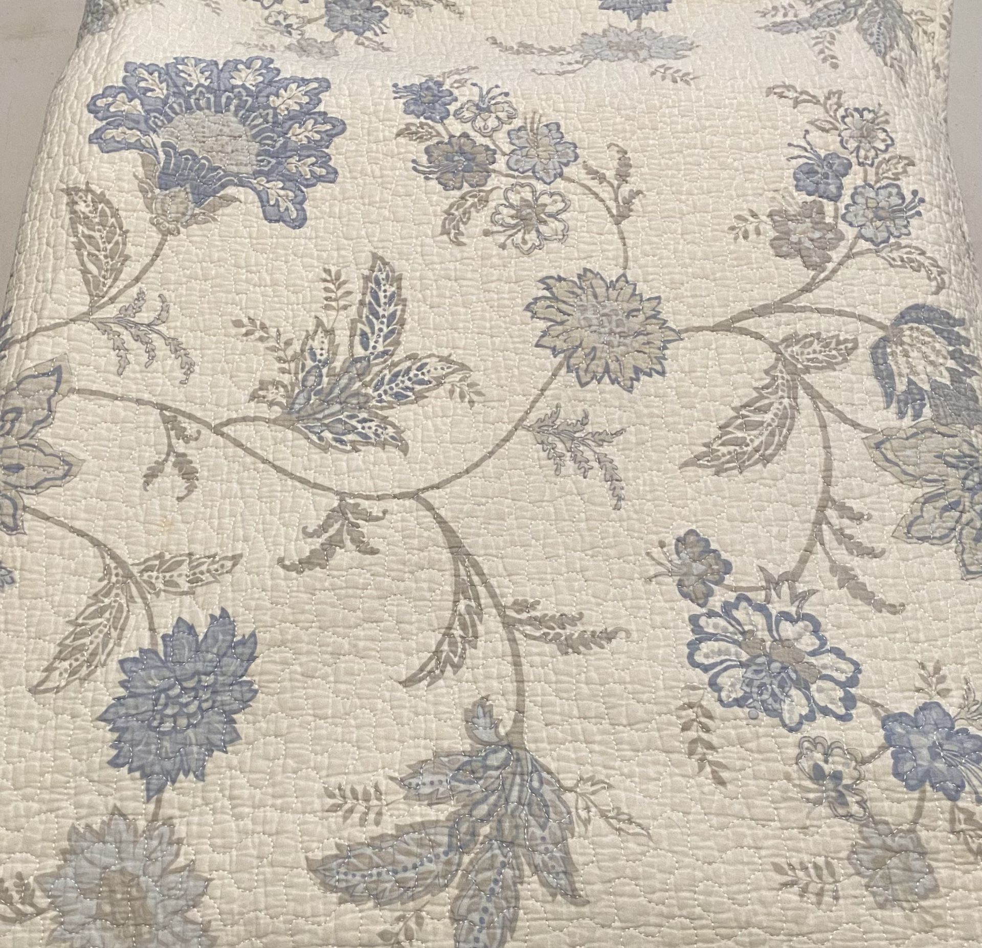 REVERSIBLE QUILT FULL/QUEEN