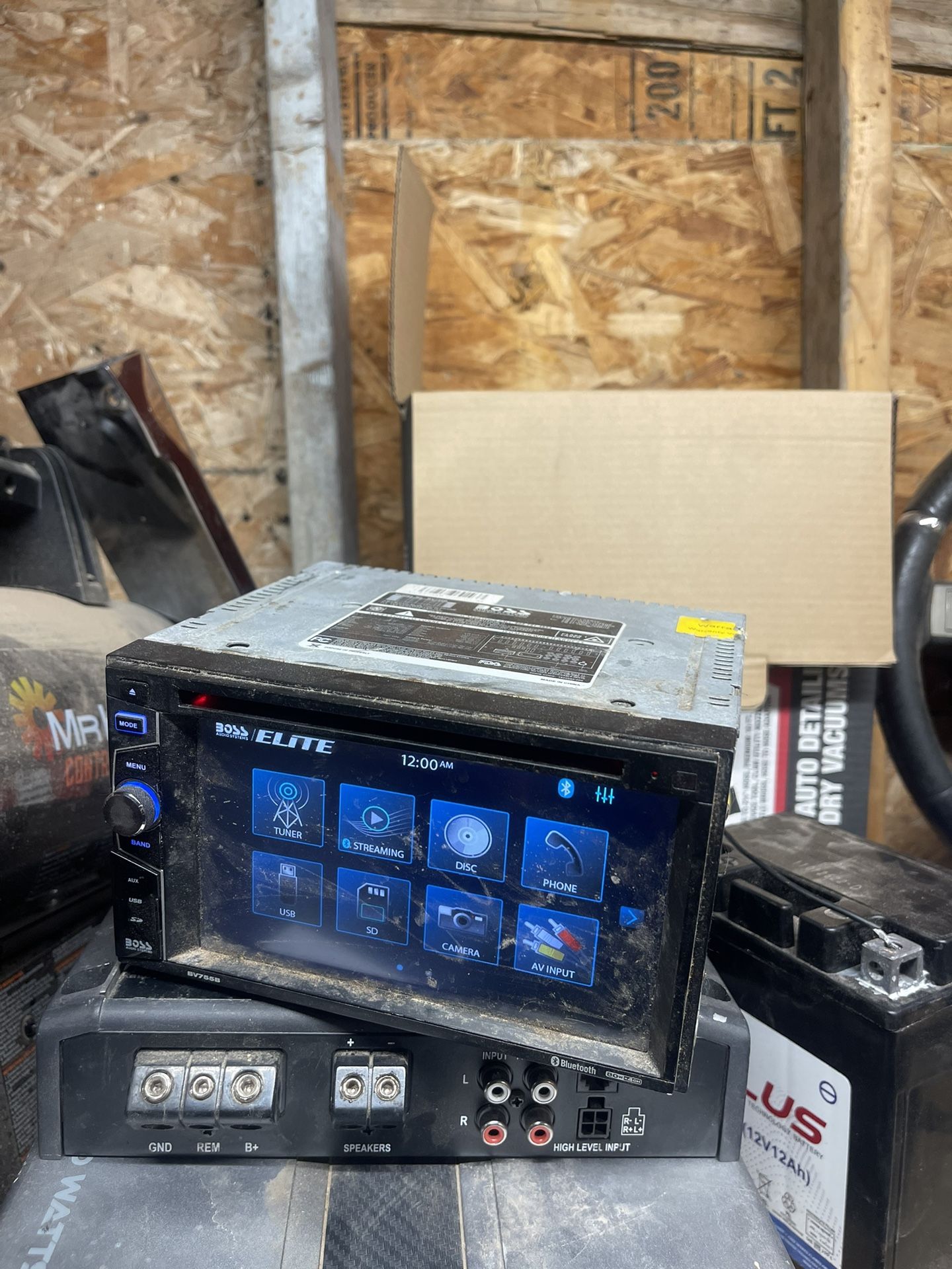 Boss Stereo