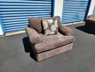 Down Feather Chair Excellent Condition