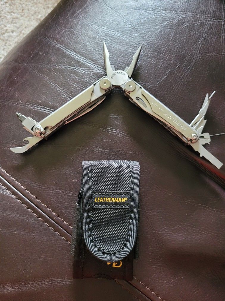 LEATHERMAN WAVE WITH NYLON SHEATH