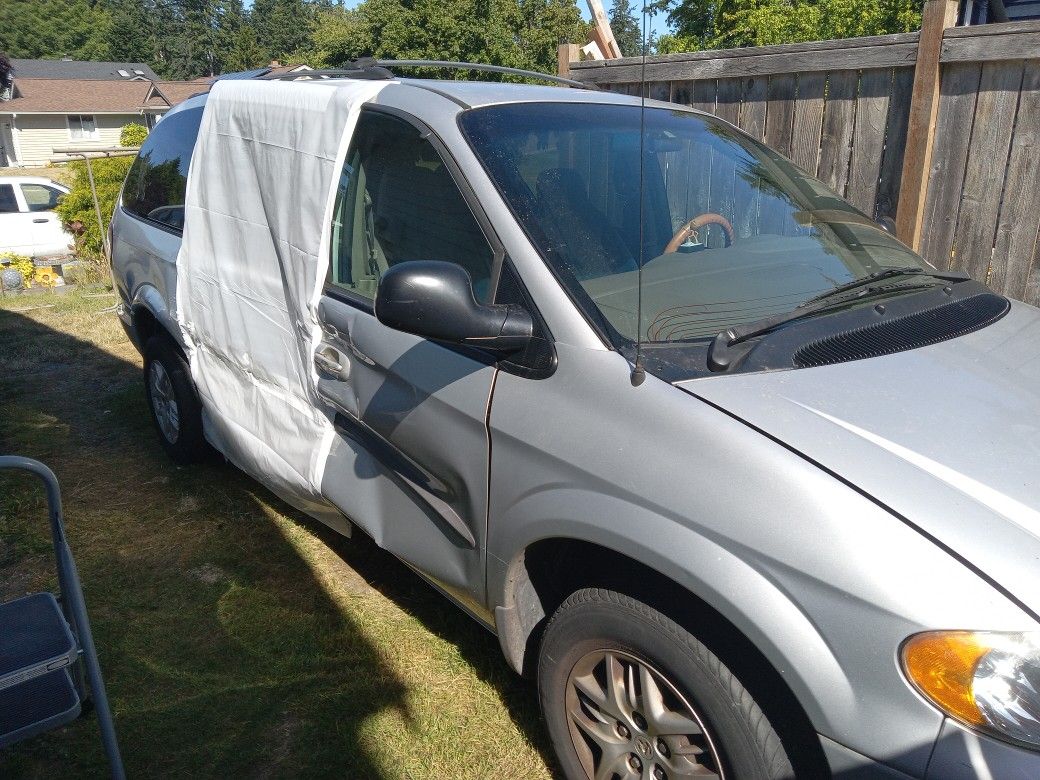 2002 Dodge Caravan