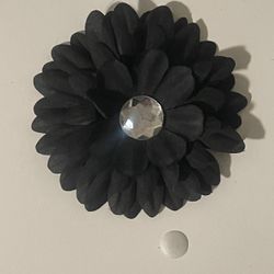 Women’s Black Gerbera Flower With Rhinestone  Hair Clip