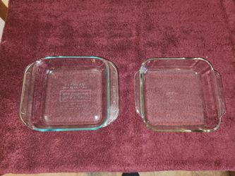 Two Pyrex Clear Glass Square Baking Dishes 8 x 8