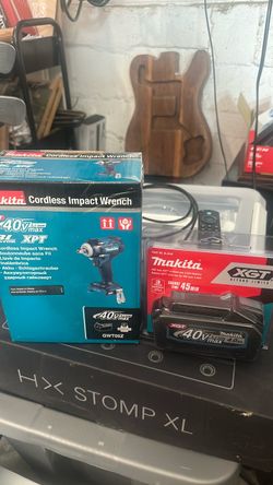 MAkita 40 volt impact with 40 volt battery (new)