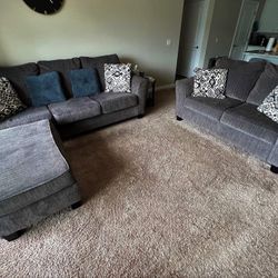 Beautiful 3-Piece Gray Sofa Set 