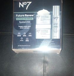 No.7 future renew. Damage reversal system kit.