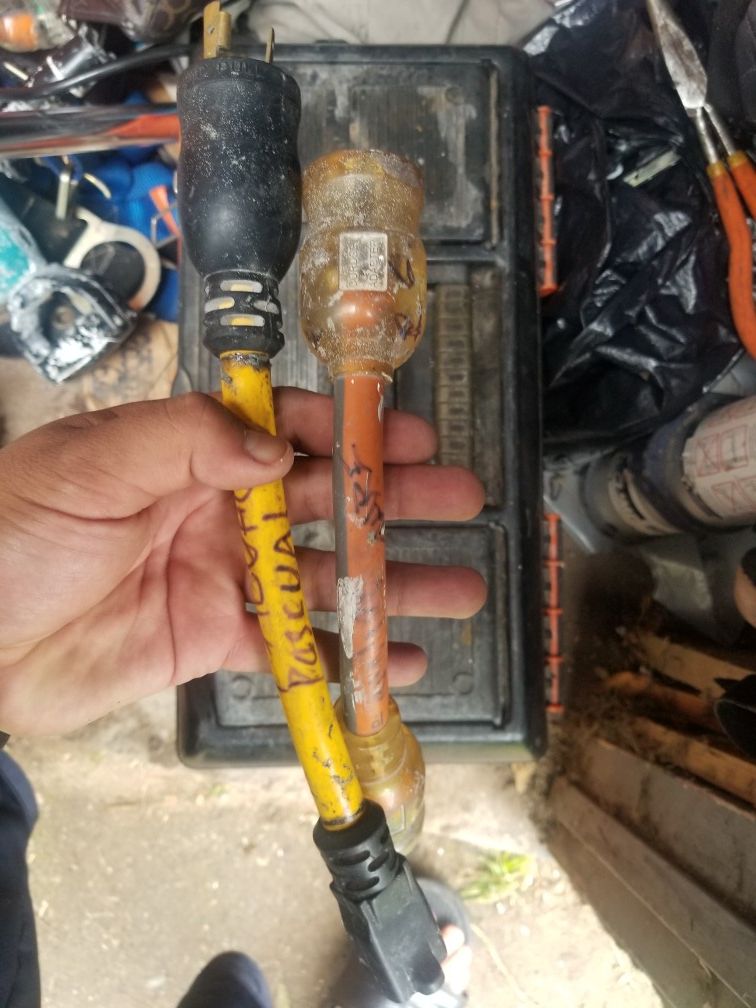 Spider adapter plugs